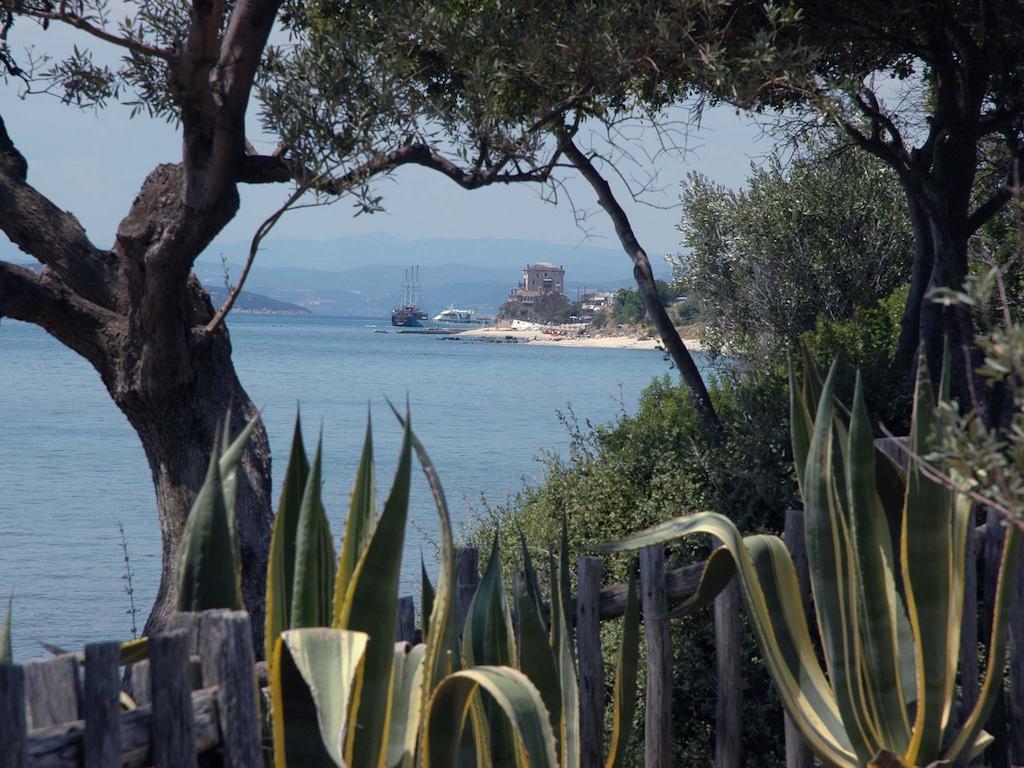 Skites Hotel Bungalows Ouranoupoli Exterior photo